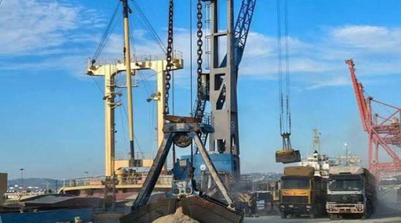 ممر جديد للفوسفات السوري نحو آسيا عبر ميناء أم قصر