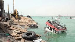الحكومة اليمنية: مقتل 4 على الأقل بصواريخ الحوثيين في المخا